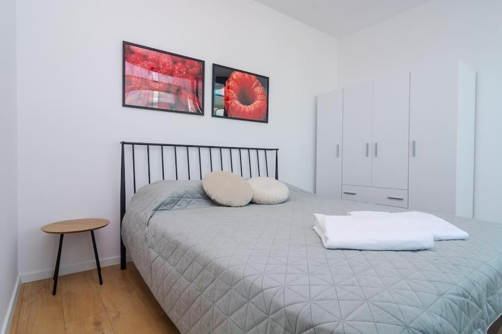 My Campus 1 Bdrm, Romantic, Panorama View, Free Parking, Self Check-In Sofia Luaran gambar